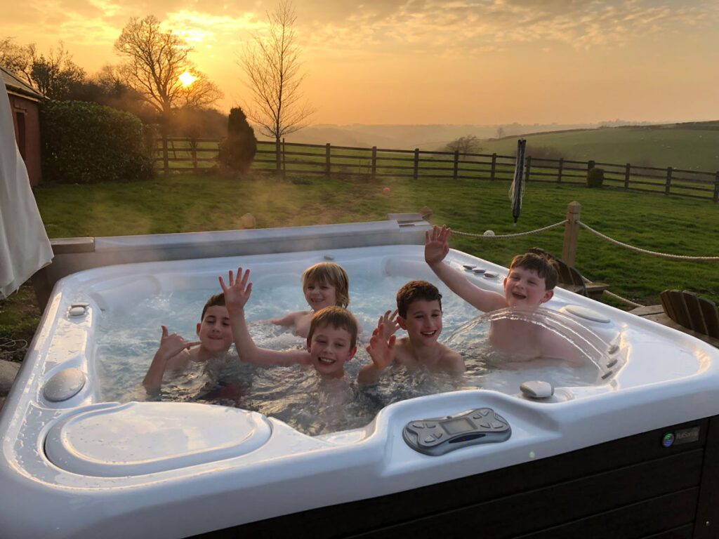 South-Coombe-Cottage-Private-Hot-Tub