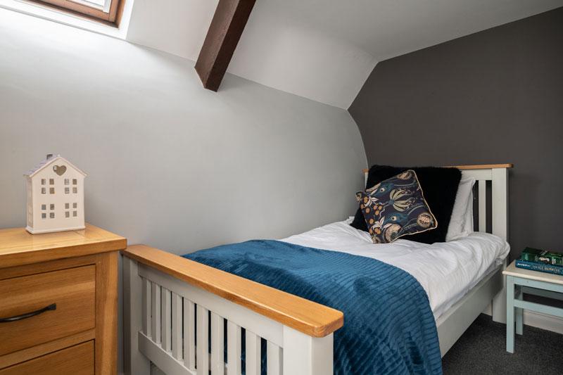 Jonquil cottage bedroom